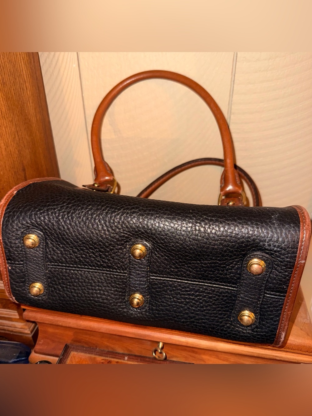 Dooney & Bourke / Vintage Black with Brown Leather Trim Pebble Satchel - Picture 4 of 16
